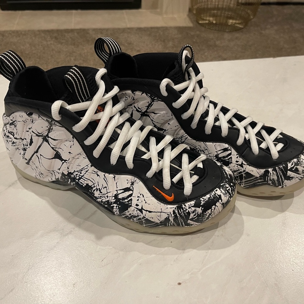 Air Foamposite One Shattered Backboard 2019 Men’s Size 8.5 Used-good condition